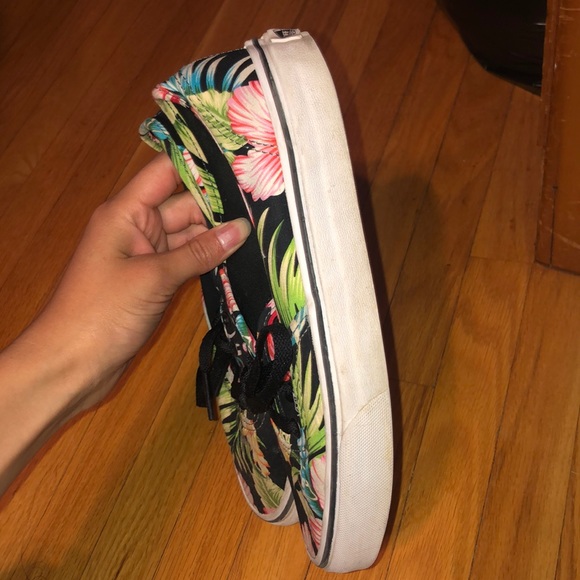 VANS shoes - Picture 3 of 4